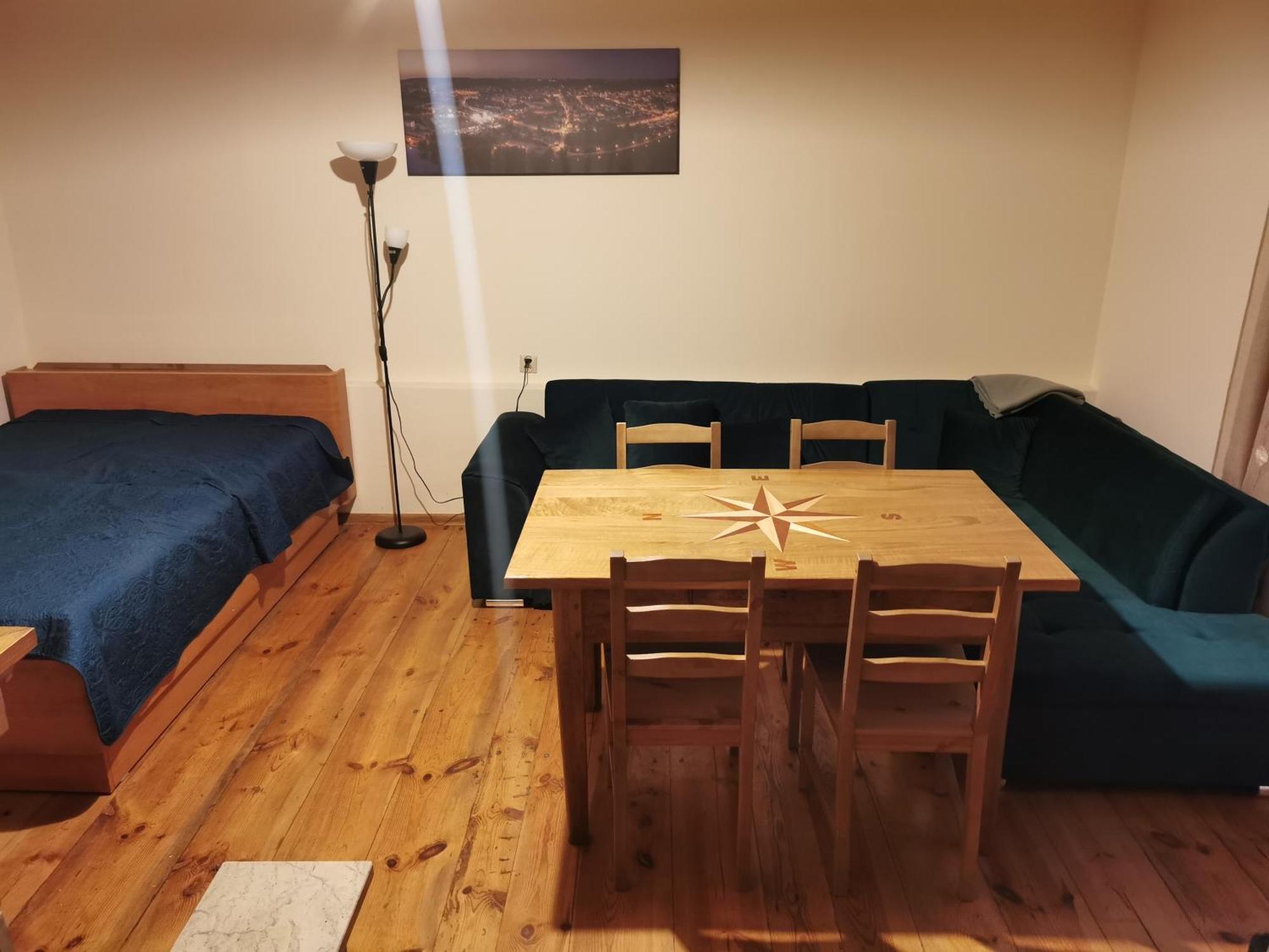Dom K2 Apartment พิงโชฟ ภายนอก รูปภาพ